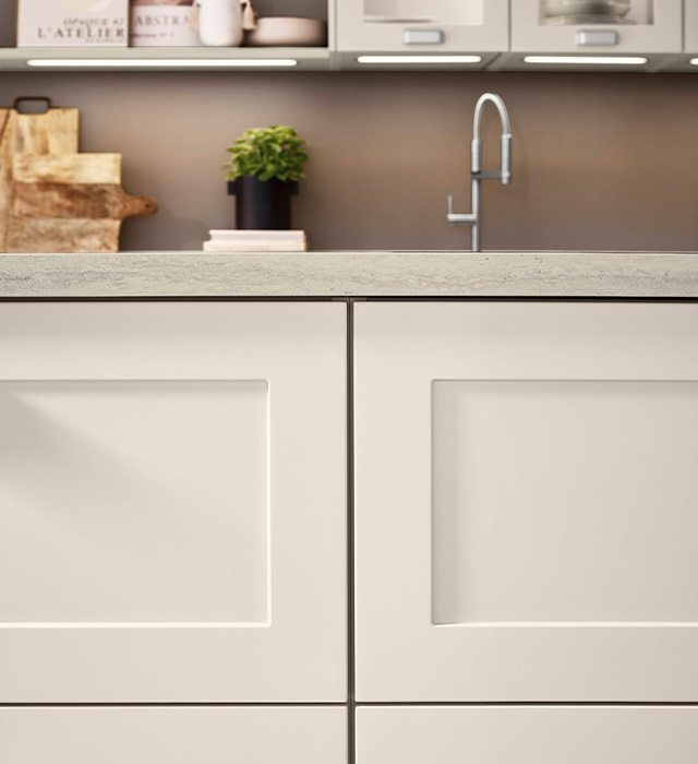 cream_kitchen_detail.jpg cream_kitchen_detail.jpg